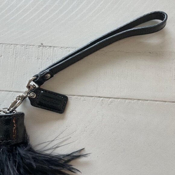 COACH OCCASIONAL FEATHER ZIP CLUTCH #44457 SILVER/BLACK PRE-OWNED - Picture 8 of 11